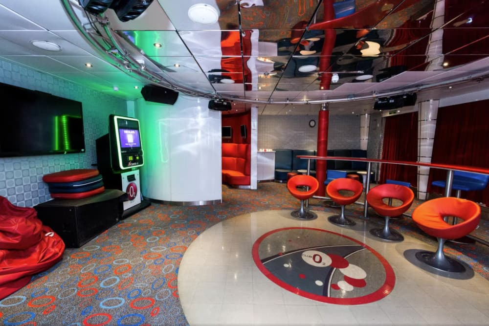 Carnival Legend