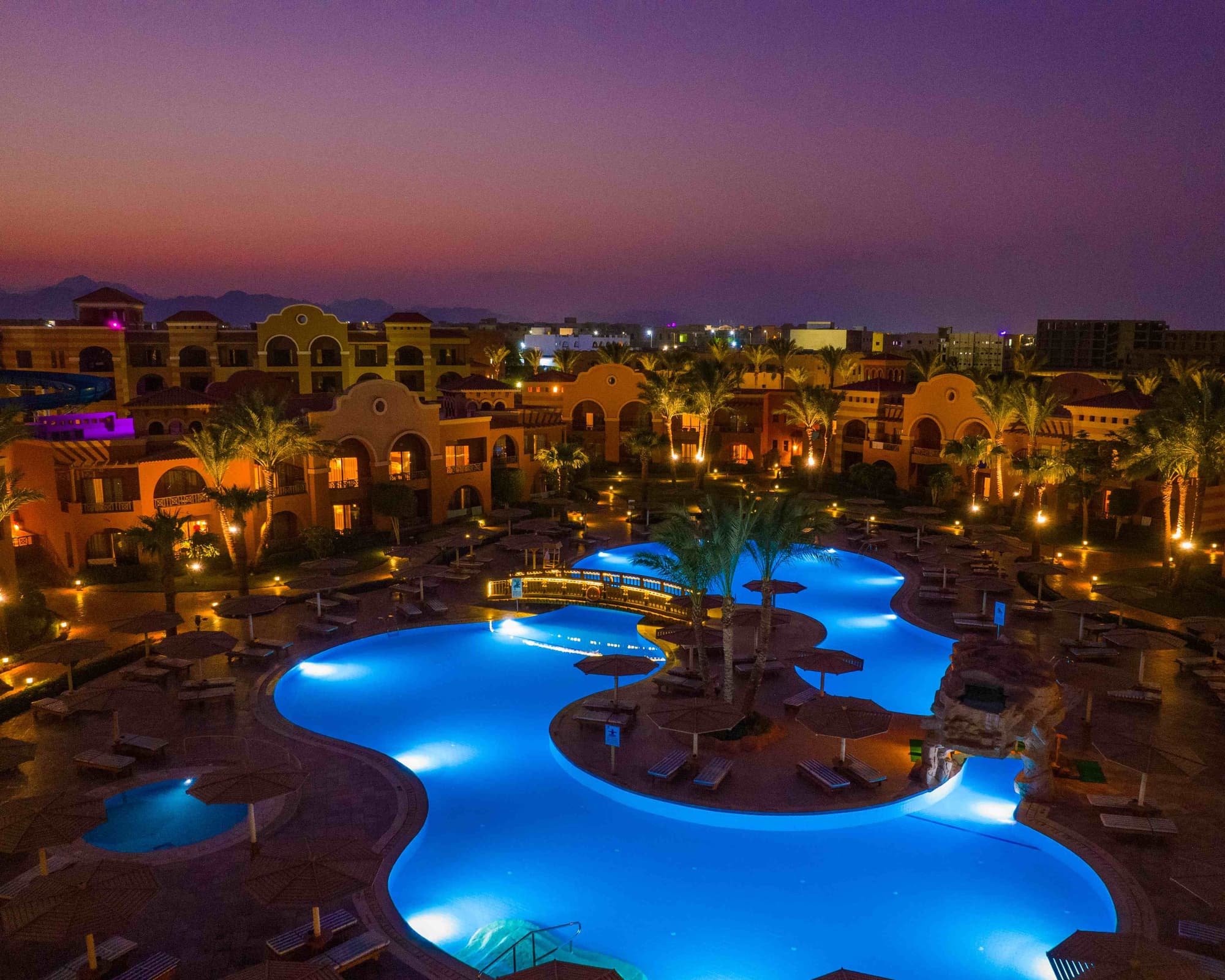 Charmillion Gardens Resort & Aqua Park - GATTINONI, 