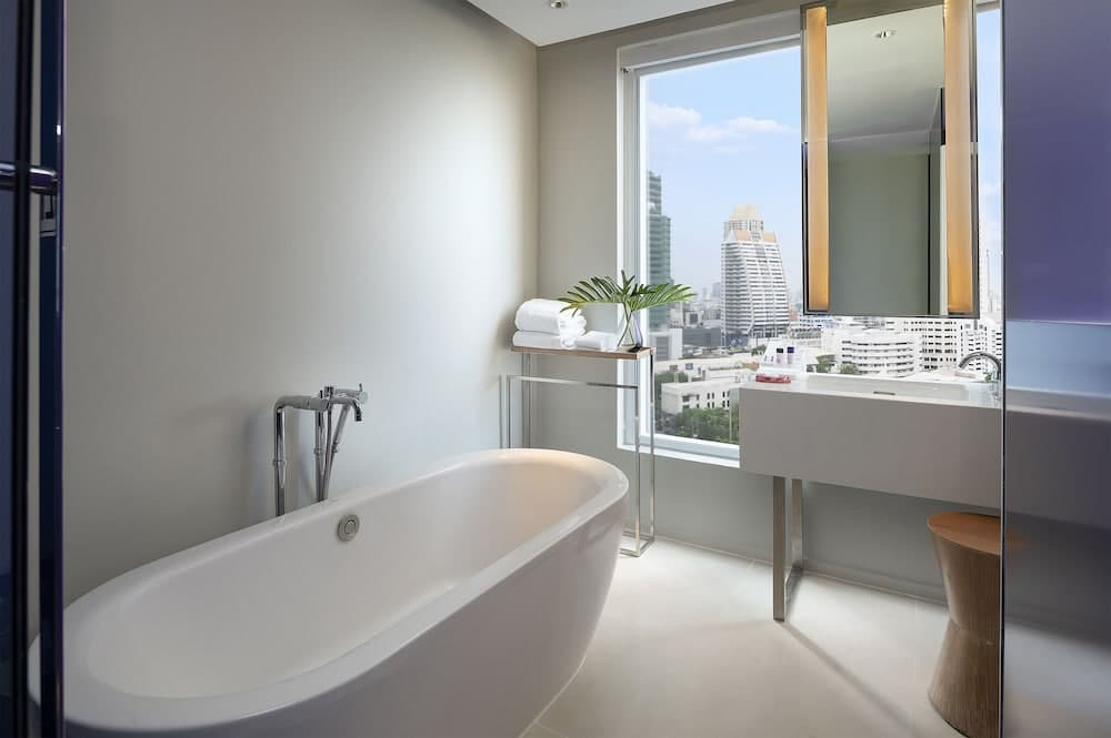 Mode Sathorn Hotel, Bathroom