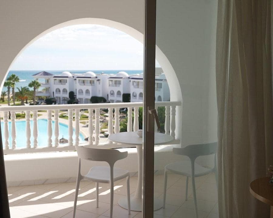 ROYAL TULIP TAJ SULTAN , 