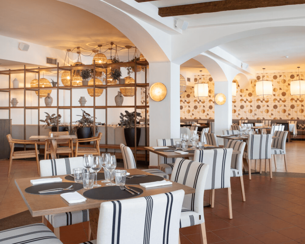 Mangia's Santa Teresa Sardinia, Curio Collection by Hilton, 