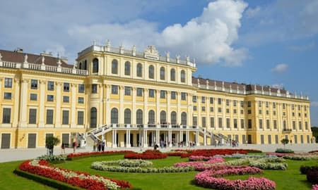Visita al Palacio de Schönbrunn y recorrido por la ciudad de Viena