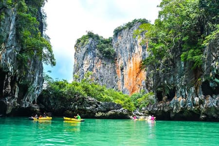 Phang Nga Bay Sea Cave Canotaje y James Bond Island en Big Boat
