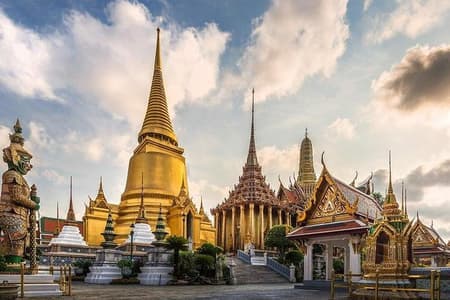 Palazzo Reale e Templi di Bangkok: tour di mezza giornata