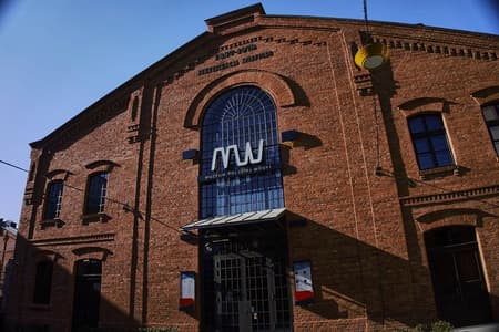 The Best Vodka Museum Tour in Warsaw by luxury car