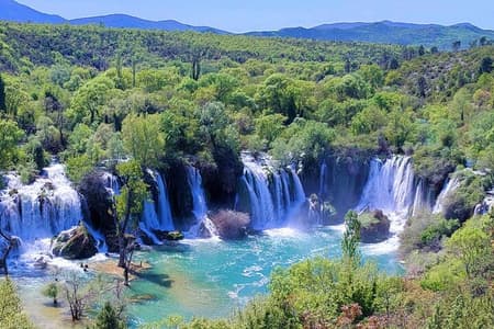 Excursión de un día a Herzegovina desde Mostar : Cascadas de Kravice, Blagaj, Počitelj