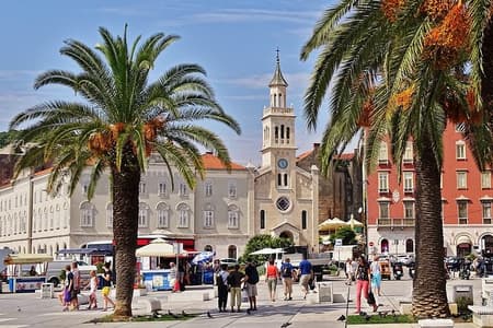 Diocletian Palace and Split Old Town Walking Tour