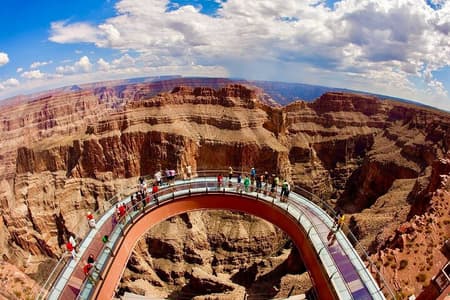 Grand Canyon West com almoço, parada na Represa Hoover e upgrade para Skywalk 