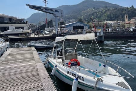 Comomeer: Privé zelfrijdende boottocht vanuit Como