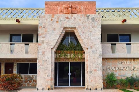 PUERTA CHICHEN, 