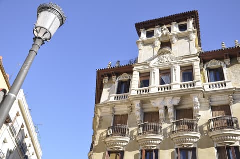 Madrid: Cultural Experience with Toledo Half-day tour, City Break