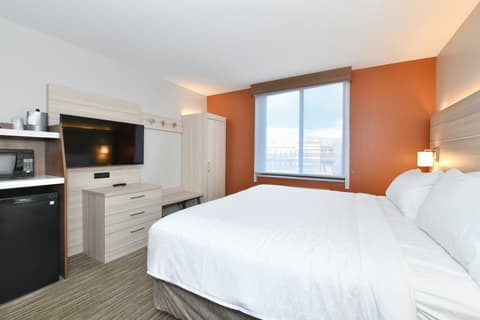 Country Inn & Suites by Radisson, Staten Island, 