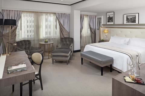 Melia Castilla, Room