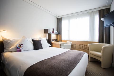 Crowne Plaza Zürich by IHG, Room