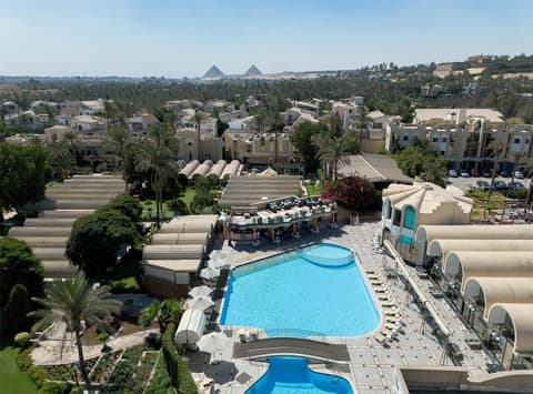 JAZ Pyramids Resort, Outdoor pool