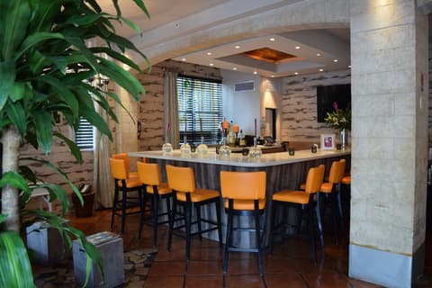 Hotel Shelley, Lounge