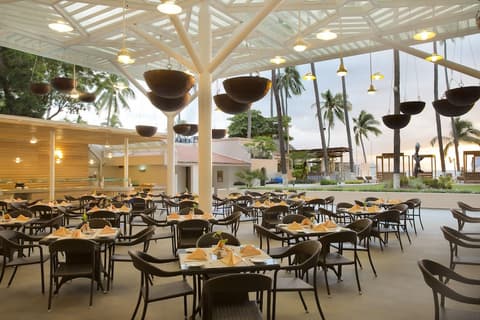 Crown Paradise Golden Puerto Vallarta All Inclusive, Restaurant