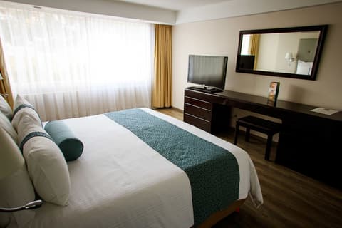 Grand Cantalagua Hotel Morelia, BW Signature Collection, Room