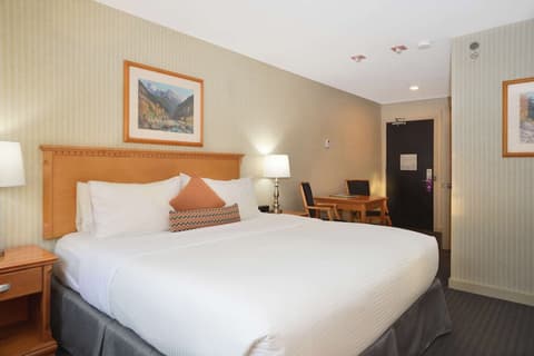 Listel Whistler, a Coast Hotel, Room