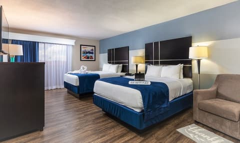 Palazzo Lakeside Hotel, Room