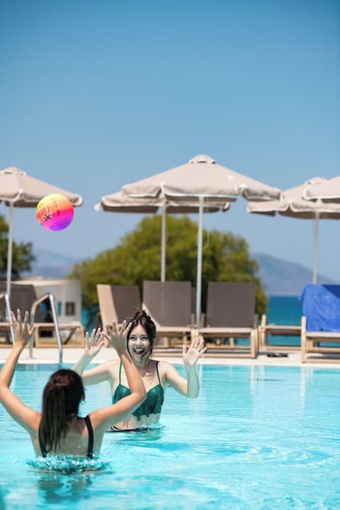 Aeolos Beach Hotel, Pool