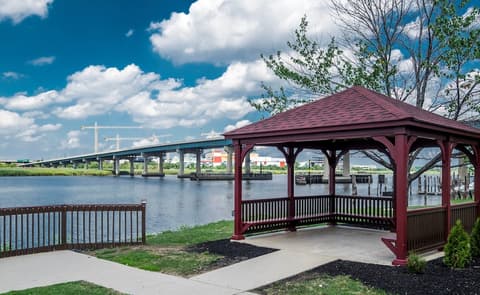 Red Roof Inn PLUS+ Secaucus - Meadowlands - NYC, Gazebo