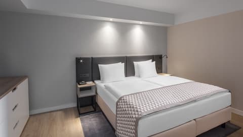 Holiday Inn Munich - City Centre by IHG, Room
