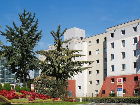 ibis Paris Saint-Denis Stade Sud, Exterior