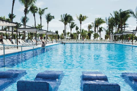 Hotel Riu Playacar - All Inclusive, Pool