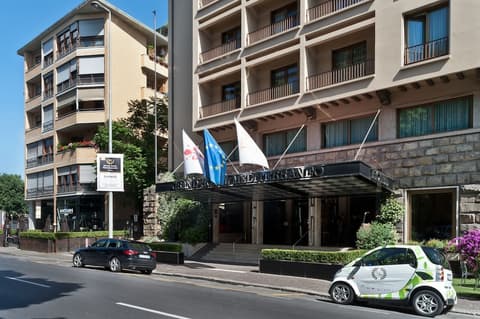 FH55 Grand Hotel Mediterraneo, Property entrance