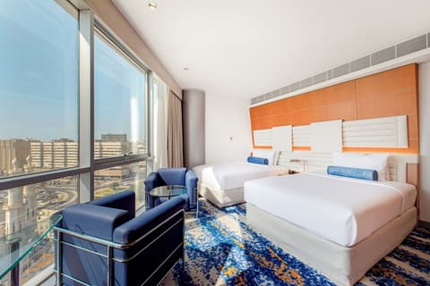 Golden Sands-Dubai Creek, Room