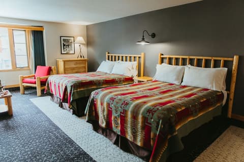 Brewster Mountain Lodge, Room