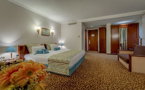 Best Western Plus Khan Hotel, Room