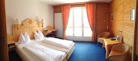 Hotel Bellevue - Traditional Swiss Hideaway, Room