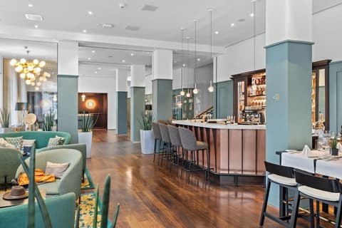 Waldstaetterhof Swiss Quality Hotel, Lobby sitting area