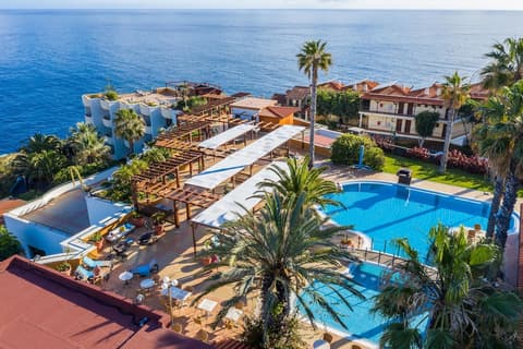 Sentido Galosol, Outdoor pool