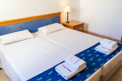 Paphos Gardens Holiday Resort, Room