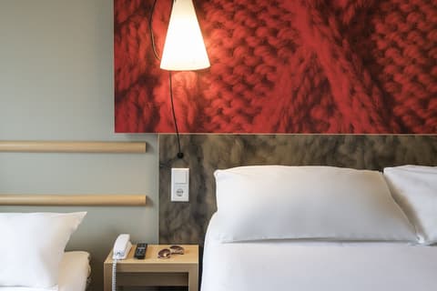 ibis Paris Porte de Clichy Centre, Room