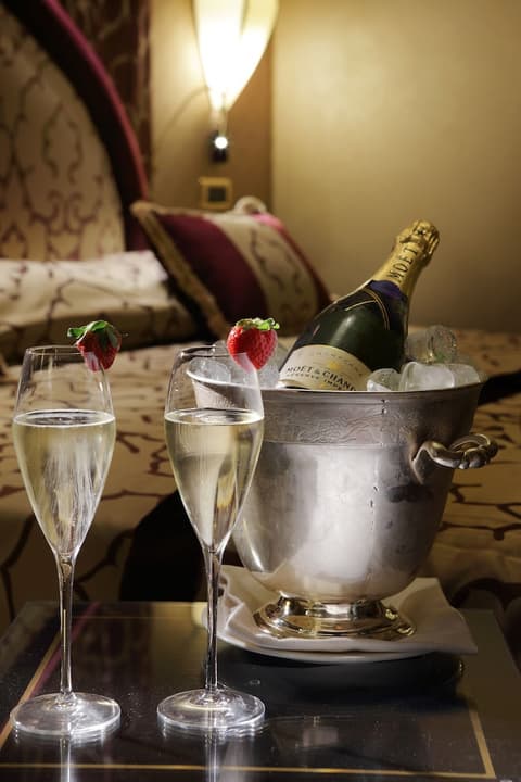 Hotel ai Mori d'Oriente, Champagne service