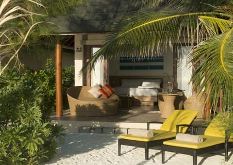 Summer Island Maldives, Room