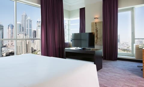 Pullman Dubai Jumeirah Lakes Towers - Hotel and Residence, Room