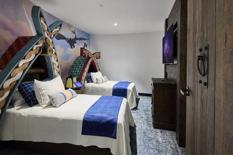 Universal's Helios Grand Hotel, a Loews Hotel, Room