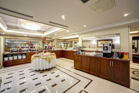 Halifaks Hotel, Restaurant