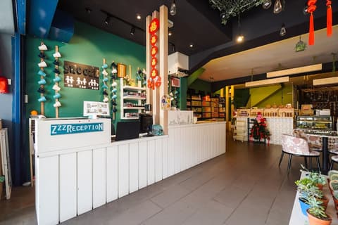 Snooze Cameron Highlands, Reception