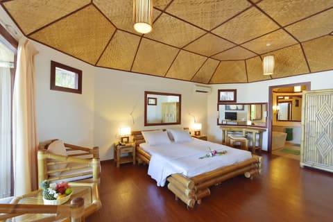 Thulhagiri Island Resort, Room