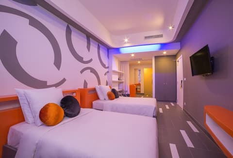 SUN & MOON, Urban Hotel, Room