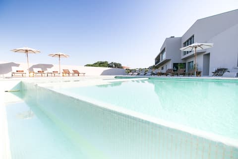 Vale d'Azenha Hotel and Residences, Outdoor pool