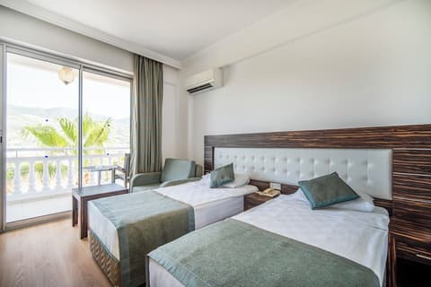 Sunny Hill Alya Hotel, Room