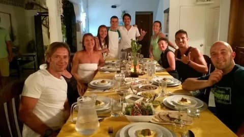 Posada Guaripete, Dining