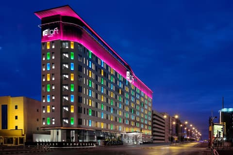 Aloft Riyadh, Exterior